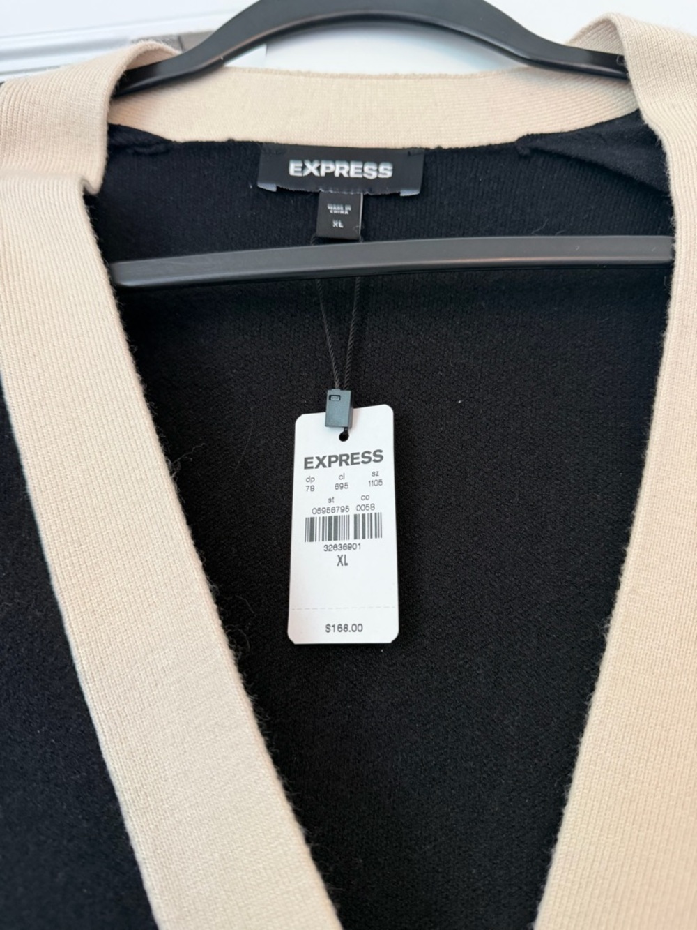 BNWT-Express heavyweight Black Cardigan/Coatigan with Cream Trim - Picture 2 of 5